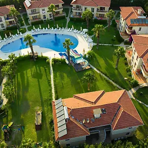 Otel The One Club